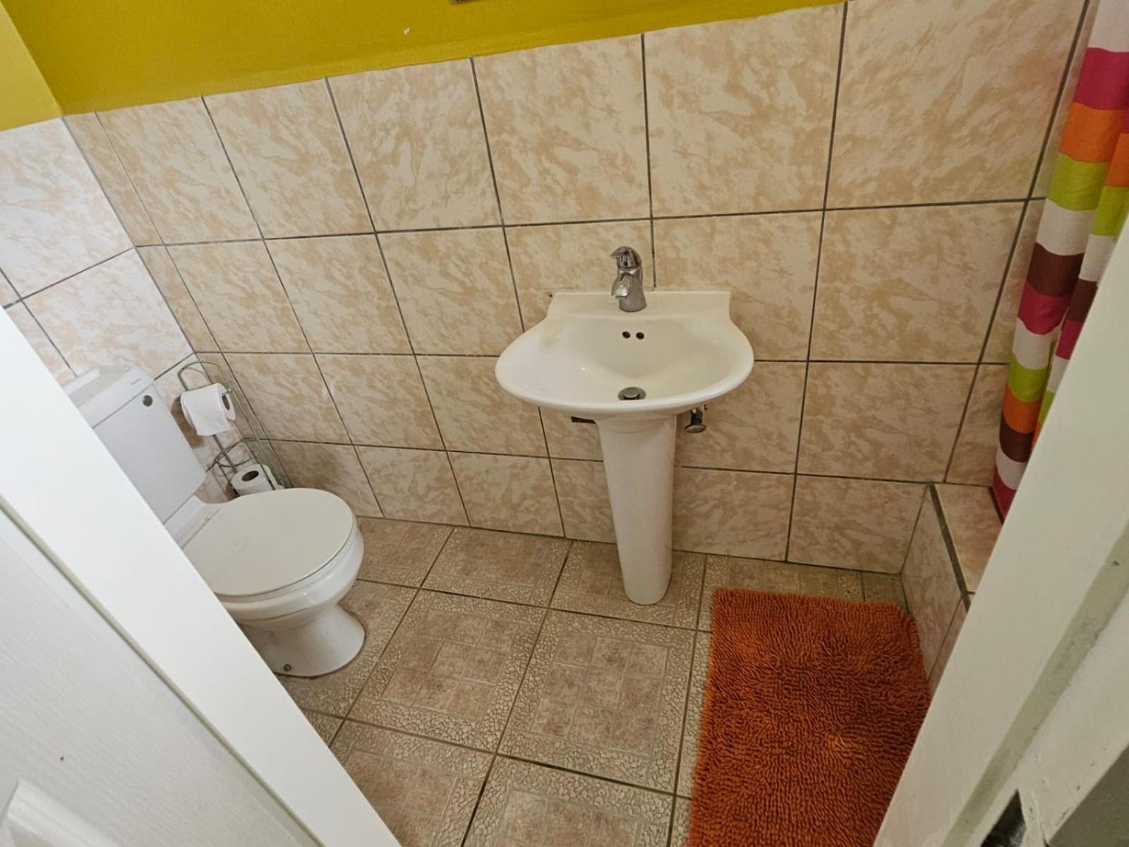 Fish Tobago Guesthouse Or Joy And Brandon Guesthouse Buccoo Habitación foto